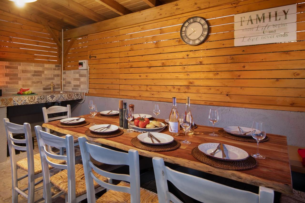 Villa Serenity - Off Grid Villa Poulades Exterior photo